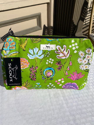 Scout - Packin' Heat Toiletry Bag- Lawn and Order