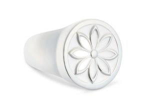 Daisy Silver Alpine White 15mm Ring Size 8