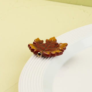 A290 Mini Falling for You Leaf