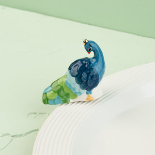 A446 Fancy Feathers Peacock