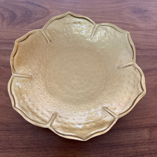 DF7478 Gold Hammered Flower Bowl