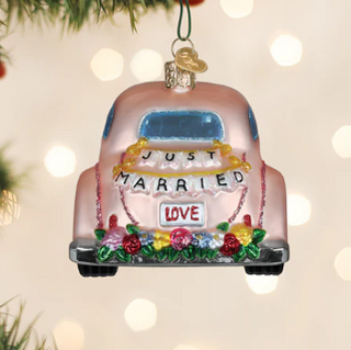 46122 - Just Married Magic Ornament - OWC