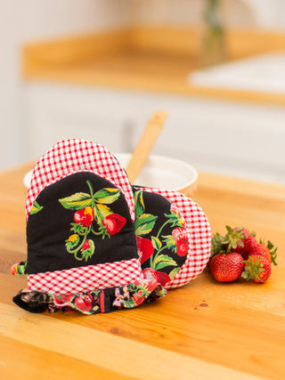 Strawberry Patchwork Mini Mitt