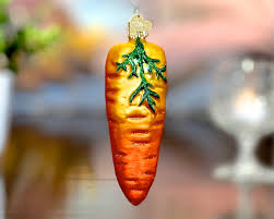 28014 Carrot With Leaf Orn