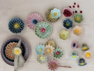 Stoneware Reactive Glaze Flower Shaped Plate - 6 Colors