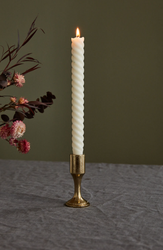 Solitaire Candlestick 1.75" x 3.75" Gold