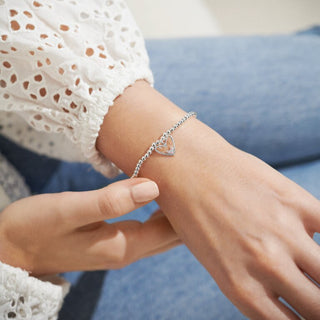 A Little "ItÕs A Girl" Bracelet