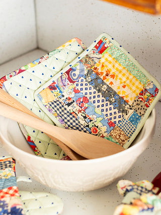 Patch Parade Patchwork Potholder Set/2