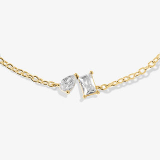 A Little "Love You Lots Daughter" Bracelet in Gold