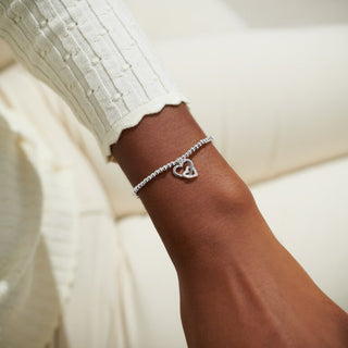 A Little "Mother and Daughter" Bracelet
