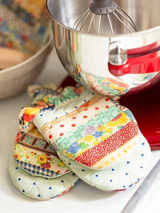 Patch Parade Patchwork Mini Mitt Set