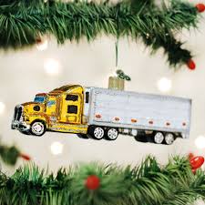 46070 Semi Truck Ornament - OWC