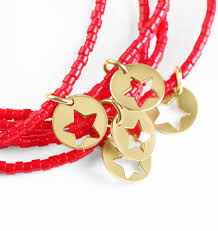 Hope Classic Bright Red Star Small Gold Disc Bracelet