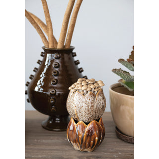 Stoneware Flower Shaped Planter (2 colors)